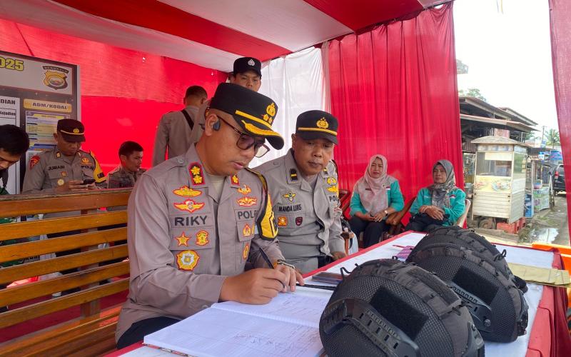 Kapolres Mukomuko Laksanakan Sidak Pos Pengamanan dan Pos Pelayanan Nataru 2026
