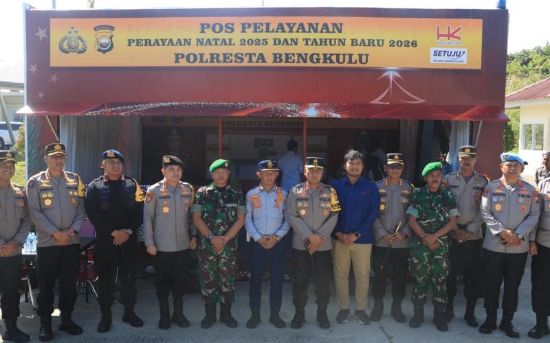 Jelang Nataru, Kapolda Bengkulu Cek Langsung Pelayanan dan Pengamanan di Pos Yan Gerbang Tol Bengkulu