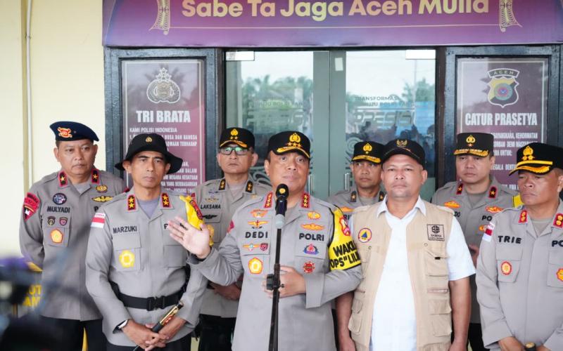 Polri Salurkan Bantuan dan Kerahkan Alat Berat untuk Percepat Pemulihan Banjir di Aceh Utara