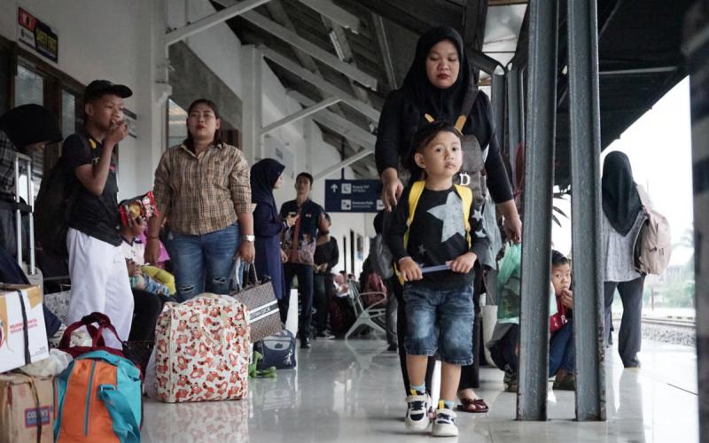 Masa Angkutan Nataru 2025/2026 Dimulai, KAI Divre I Sumut Siap Manjakan Penumpang dengan Tambahan Kursi dan Pengamanan Ekstra