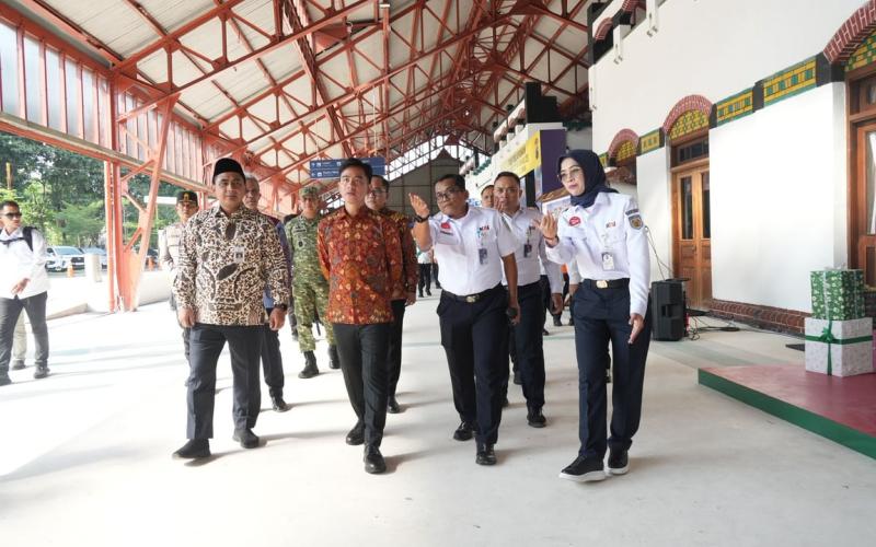 Kunjungan Wakil Presiden RI di Stasiun Semarang Tawang Pastikan Layanan Berjalan Optimal