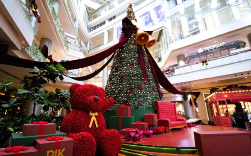 Dari Ice Skating sampai Parade Santa, PIK Avenue Hadirkan Enchanted Noel