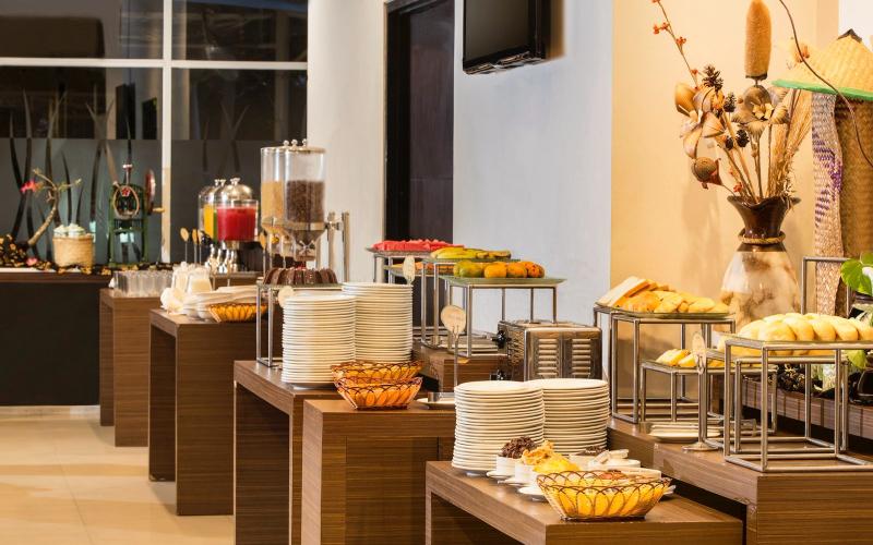 Hotel Santika Bengkulu Hadirkan Perayaan Malam Tahun Baru Bertema “Around The World”