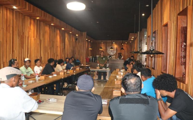 Satgas Humas Operasi Damai Cartenz-2025 Perkuat Sinergi Media Lewat Silaturahmi di Timika