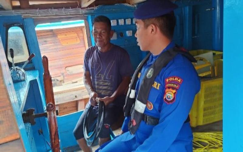 Ditpolairud Polda Bengkulu Laksanakan Patroli Perairan di Pulau Baai: Himbauan Keselamatan untuk Masyarakat