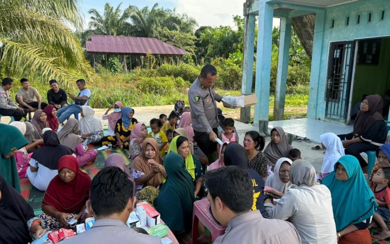 Polri Hadir Menyentuh dari Pintu ke Pintu: Layanan Kesehatan dan Home Visit Ringankan Derita Warga Terdampak Banjir Aceh Tamiang