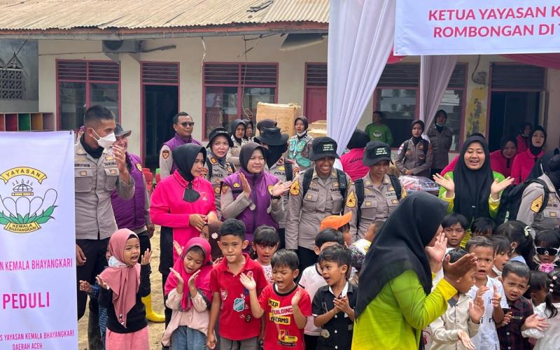 Datang untuk Mengabdi, Hadir untuk Menyembuhkan: 9 Taruna Akpol dan SSDM Polri Laksanakan Trauma Healing Perdana di Aceh Tamiang
