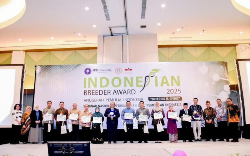 Dari RPN untuk Negeri, Peneliti Holding Perkebunan Nusantara PTPN III (Persero) Raih Penghargaan Pemulia Muda