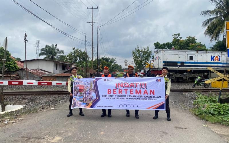 Disiplin di Perlintasan, KAI Divre III Palembang Dorong Kesadaran Keselamatan Bersama