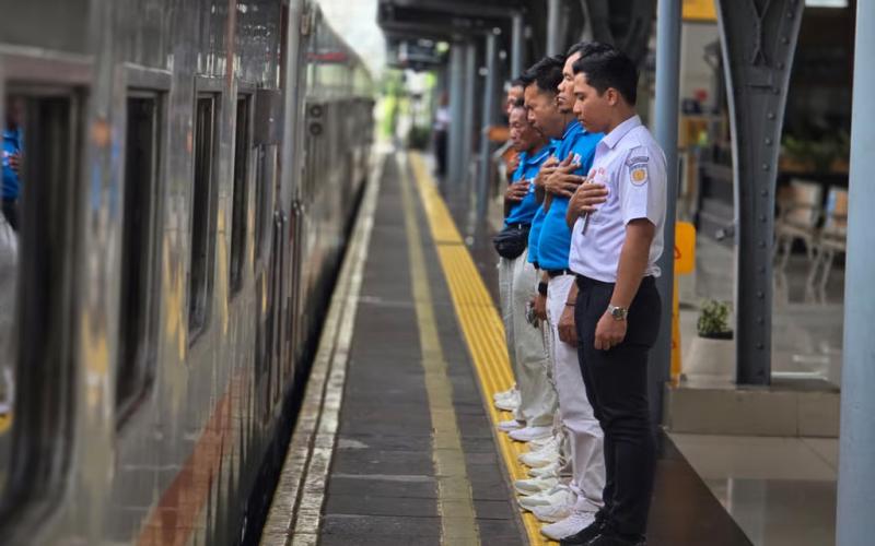 Hujan Ekstrem Rendam Jalur Semarang, Sejumlah KA Tujuan Jakarta Alami Keterlambatan