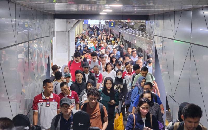 KAI Daop 2 Bandung Catat Rekor 48 Ribu Pelanggan KA Jarak Jauh Selama Nataru