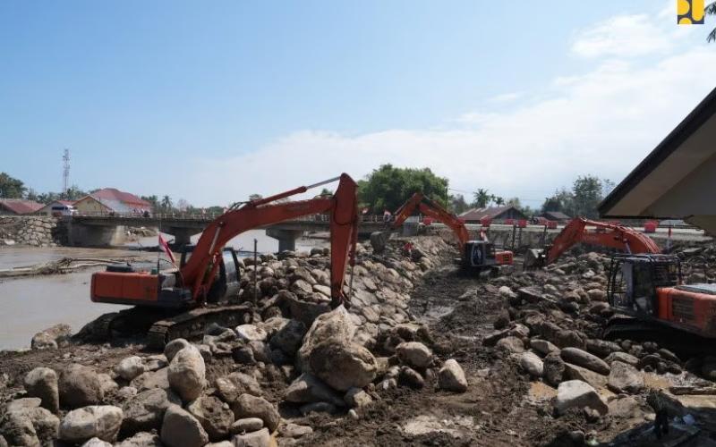 Kementerian PU Pulihkan Alur Sungai Krueng Meureudu, Geliat Nelayan Pidie Jaya Kembali Bangkit