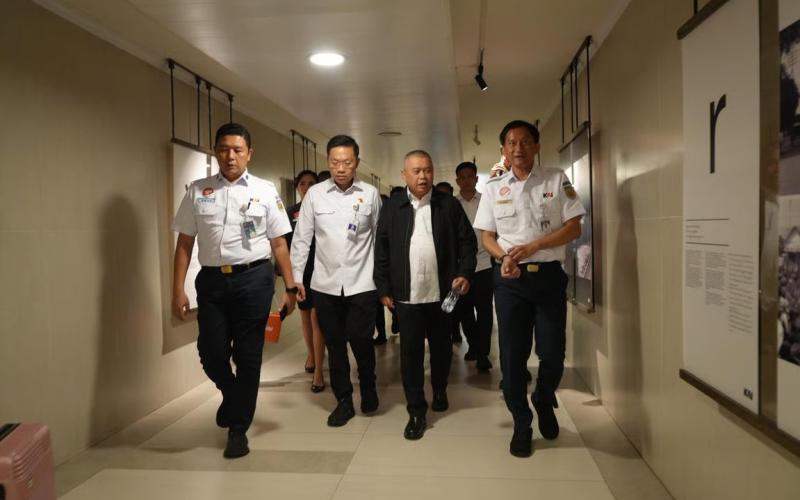 Menteri Perhubungan Kunjungi Stasiun Yogyakarta, Pastikan Pelayanan KAI Daop 6 Berjalan Optimal