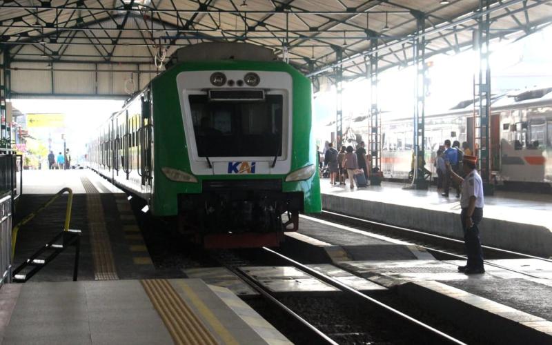Terintegrasi Bandara dan Kian Diminati, KAI Daop 7 Madiun Tegaskan Aturan Kenyamanan Penumpang KA BIAS