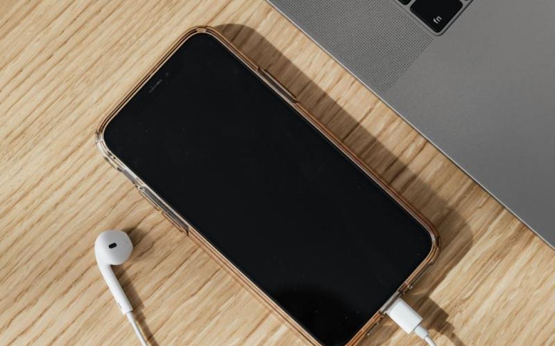 Tips Memelihara Smartphone agar Awet dan Nyaman Digunakan