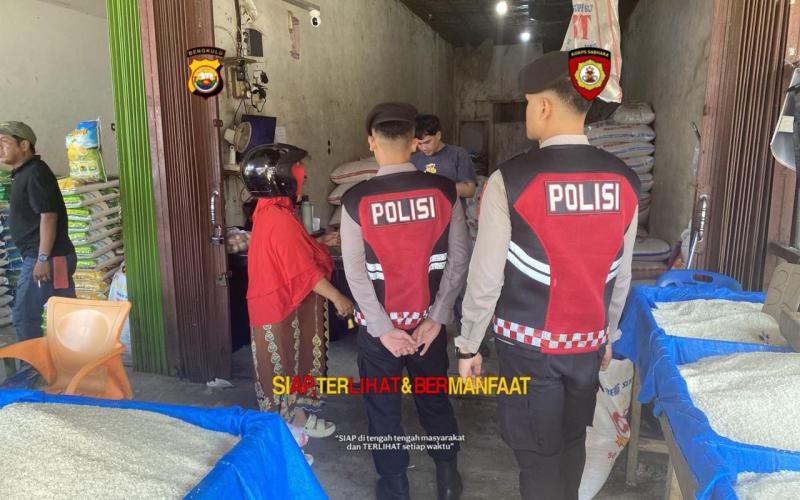 Patroli Ditsamapta Polda Bengkulu Hadir di Pasar Panorama, Ciptakan Rasa Aman dan Nyaman bagi Masyarakat