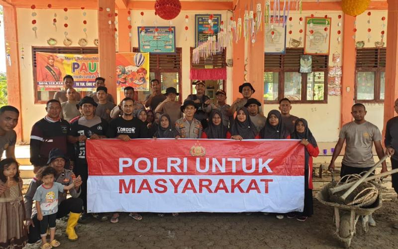 Polres Bireuen Gotong Royong Bersihkan TK di Gandapura