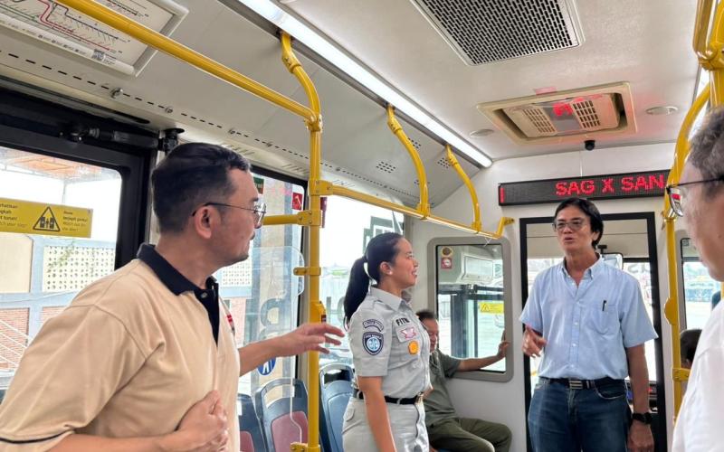 Dukung Transportasi Ramah Lingkungan, Kakanwil Jasa Raharja Bengkulu Jajal Bus Listrik PO SAN
