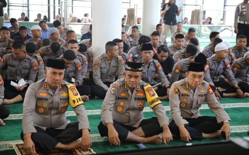Melalui Binrohtal, Kapolda Bengkulu Dorong Personel Menjalankan Tugas dengan Hati yang Bersyukur