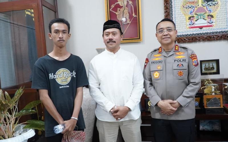 Aksi di Depan Mapolda DIY Telah Kondusif, 3 Mahasiswa Yang diamankan Diserahkan Ke Pihak Rektorat