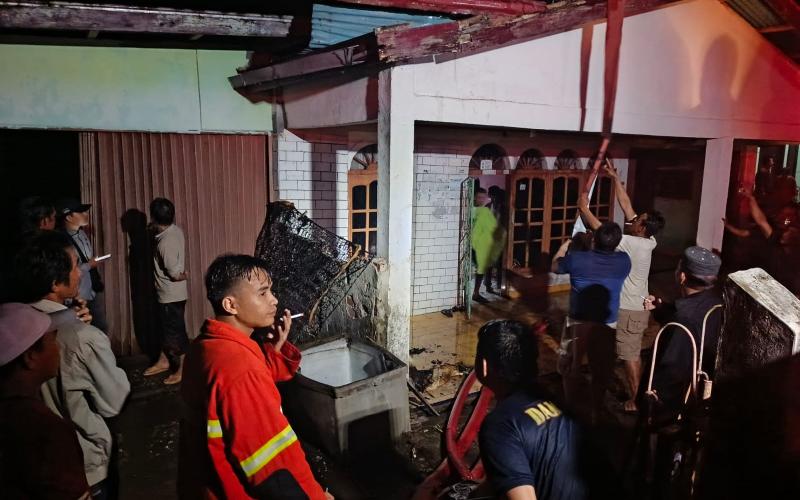 Korsleting Listrik, Rumah Warga di Lebong Sakti Nyaris Ludes Terbakar
