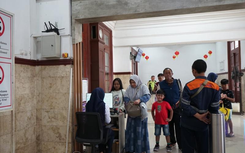 Antusiasme Mudik Mulai Meningkat, KAI Daop 9 Jember Catat Puluhan Ribu Tiket Terjual dan Hadirkan Fitur Connecting Train