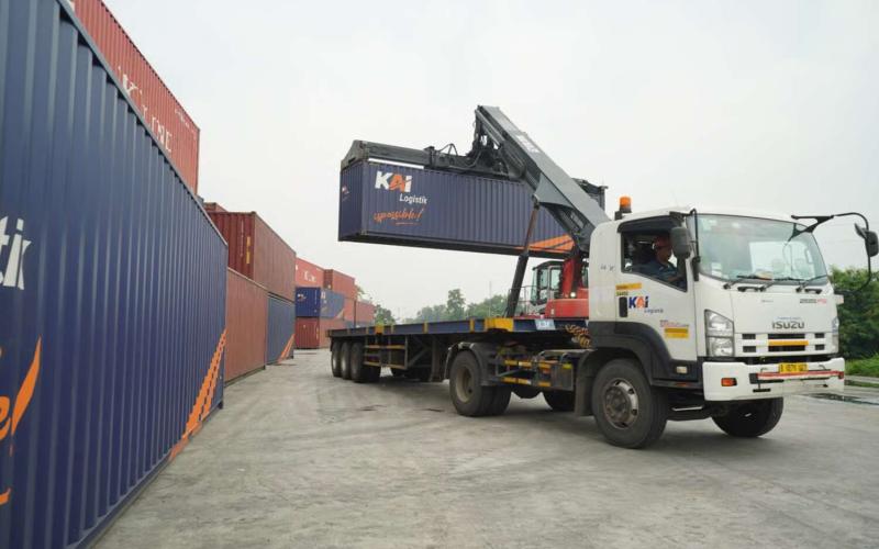 Kepercayaan Pelanggan Menguat, Angkutan Kontainer KAI Logistik Tumbuh 8%