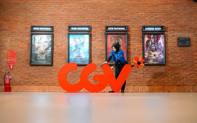 Kolaborasi dengan CGV, KAI Services Kini Kelola Layanan Kebersihan di 40 Bioskop CGV