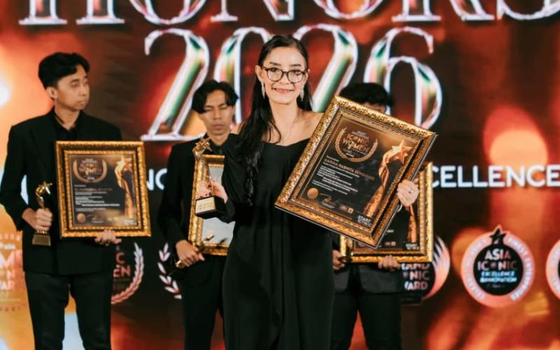 Karina Rasmita Sembiring Raih Most Influential Iconic Women Award 2026 Di Ajang Grand Honors 2026
