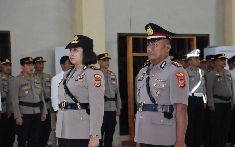 Sertijab, AKP Ayu Semar Sari Kuraisin Resmi Jabat Kapolsek Ratu Agung
