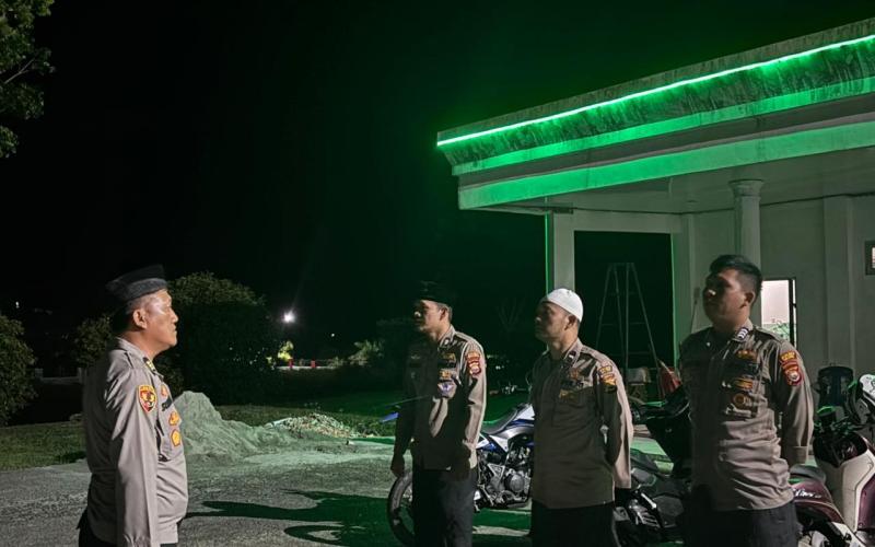 Safari Kultum Subuh di Masjid Agung Baitul Falihin, Polres Seluma Ajak Masyarakat Tingkatkan Keimanan