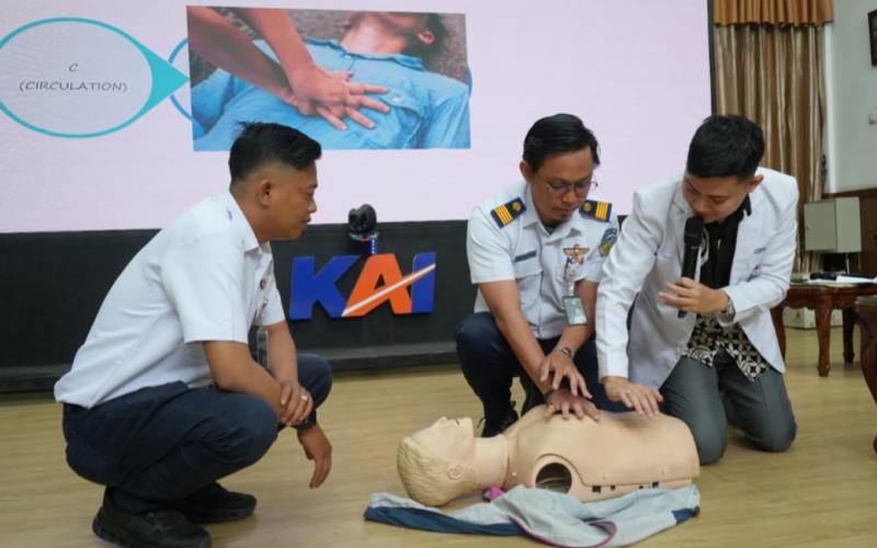 KAI Divre III Palembang Bekali Frontliner Pemahaman P3K Jelang Angkutan Lebaran 2026
