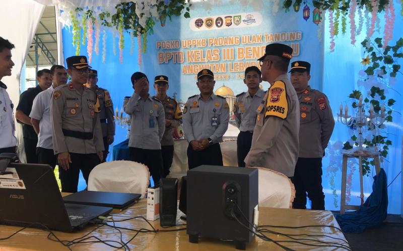 Kapolres Rejang Lebong Pantau Arus Mudik Lebaran 1447 H, Lalu Lintas Terpantau Lancar
