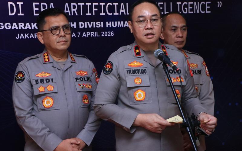 Divhumas Polri Gelar Dialog Publik Bahas Tantangan Hukum di Era Artificial Intelligence