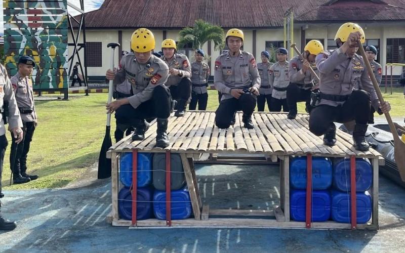 Antisipasi Banjir, Satbrimob Polda Bengkulu Melalui Batalyon A Pelopor Siapkan Rakit Darurat
