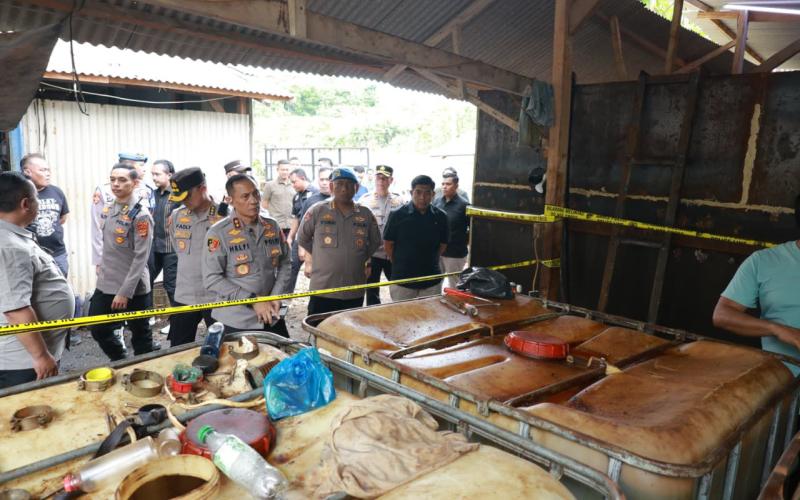 Polda Lampung Berhasil Bongkar Sindikat Penimbunan BBM Ilegal di Pesawaran, Potensi Kerugian Negara Capai Ratusan Miliar