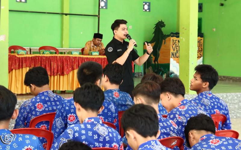 Jejak Digital Tak Bisa Dihapus: Polda Bengkulu Bekali Pelajar SMA 5 Kota Bengkulu Jurus Bijak Bermedsos