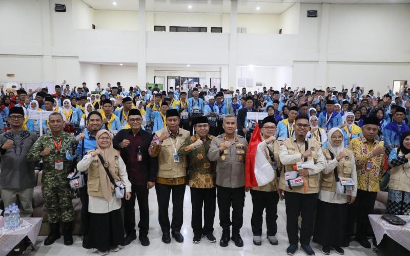 Kapolda Bengkulu Lepas 393 Jamaah Haji Kloter 1, Pengamanan Diperketat Personel Polda Bengkulu