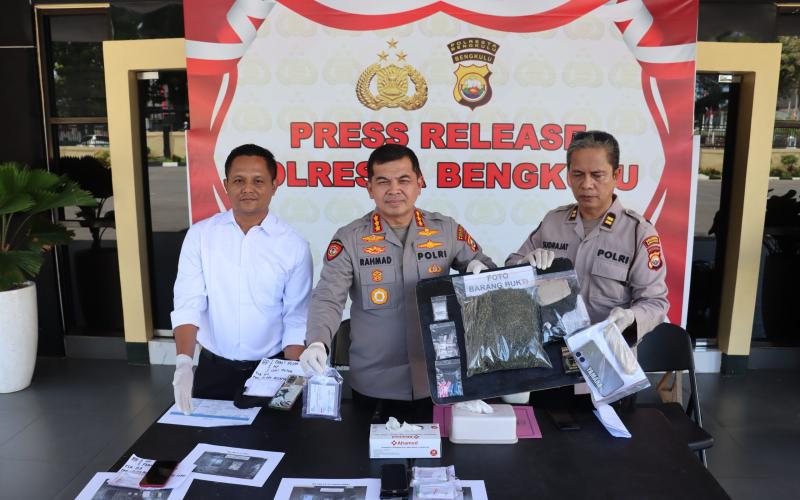Satresnarkoba Polresta Bengkulu menggelar Press Release