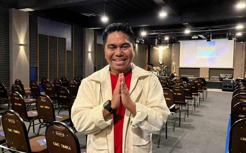 Gembala GMS Timika, Iwan Sumandak