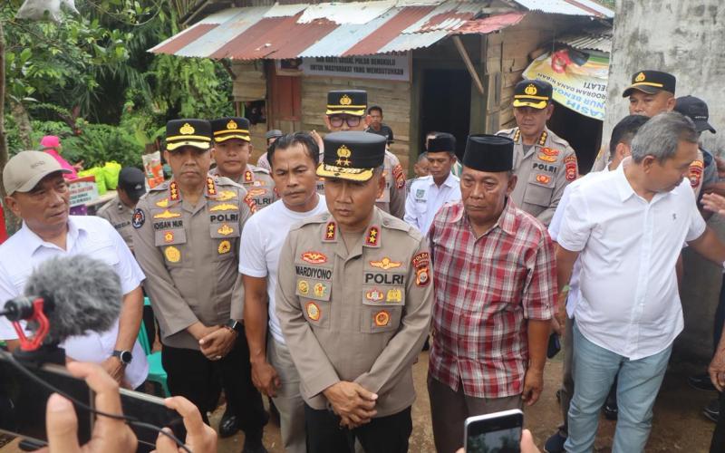  Kapolda Bengkulu Groundbreaking Bedah Rumah