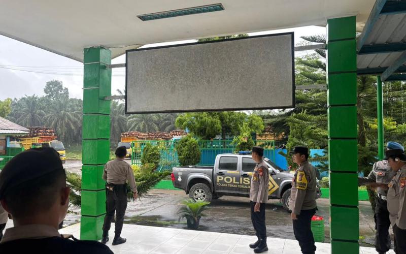 Sat Samapta Polres Mukomuko Gencarkan Patroli Dialogis Demi Menjaga Situasi Tetap Kondusif