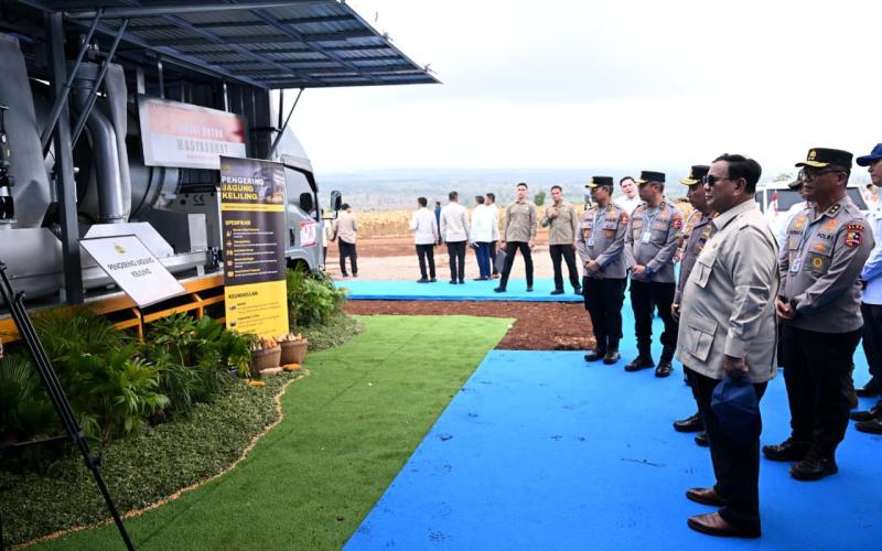 Presiden Prabowo Groundbreaking 10 Gudang Pangan Polri dan Luncurkan 166 SPPG