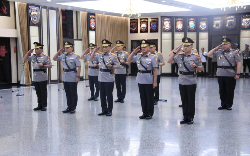 Kapolri Pimpin Pelantikan dan Sertijab Sejumlah PJU Mabes Polri dan Kapolda