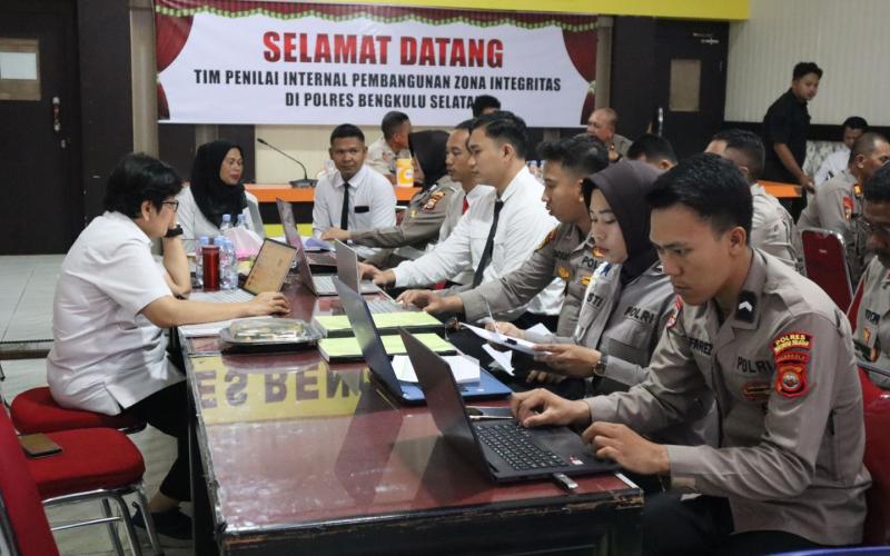 Polres Bengkulu Selatan Perkuat Reformasi Birokrasi Lewat Evaluasi Zona Integritas