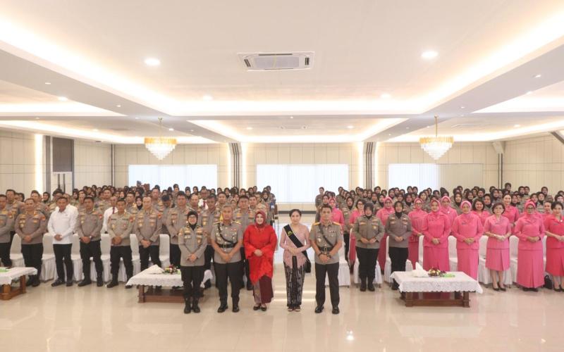 Sertijab Ibu Asuh Polwan Polda Bengkulu Berlangsung Khidmat
