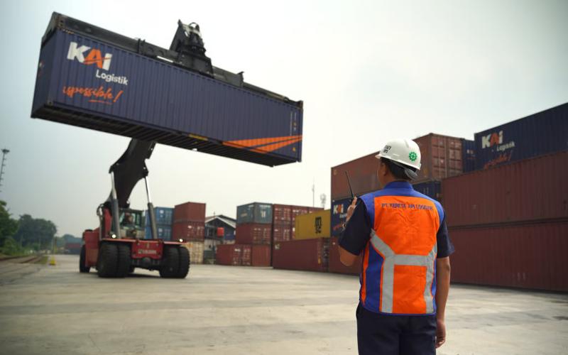 Lebih dari 1 juta Ton Barang Diangkut via Kereta Kontainer, Setara Mengurangi Pergerakan Hampir 60 Ribu Truk di Jalan Raya
