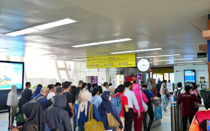 Tingkatkan Kenyamanan Pengguna, LRT Jabodetabek Lakukan Uji Coba tambah Frekuensi Perjalanan di Jam Sibuk Pagi Mulai 8 Juni 2026
