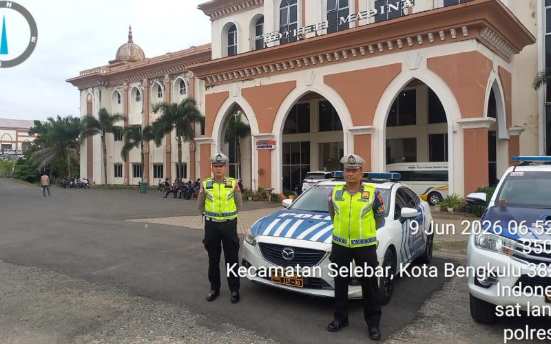 Polres Rejang Lebong Kawal Kepulangan Jemaah Haji, Pastikan Perjalanan Aman dan Lancar