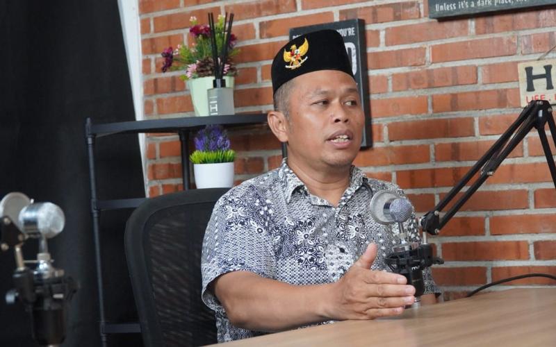 Direktur Rumah Politik Indonesia, Fernando Emas